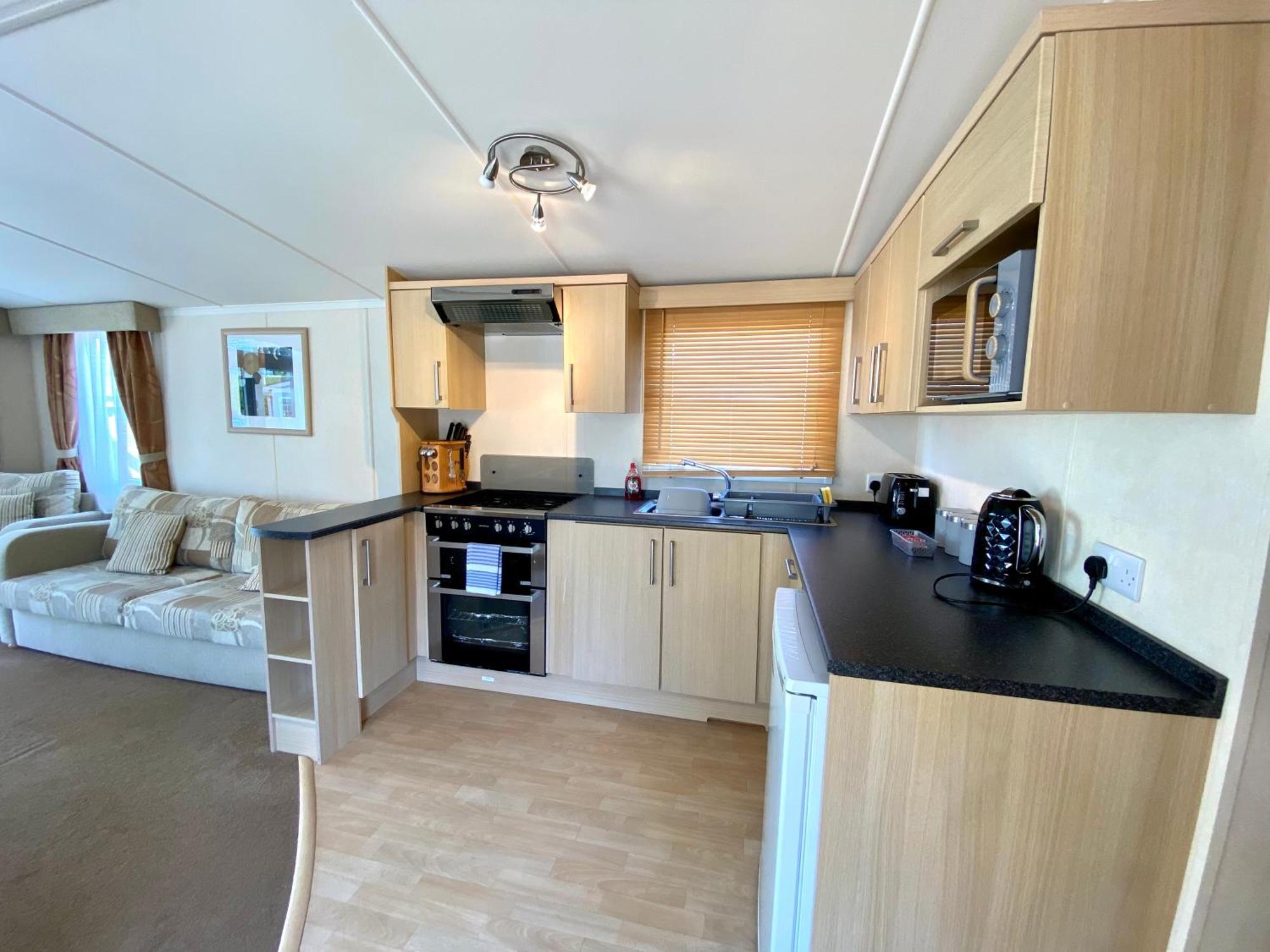 Elletson Park Wood Fired Hot Tubs, Caravans & Pods Pilling エクステリア 写真