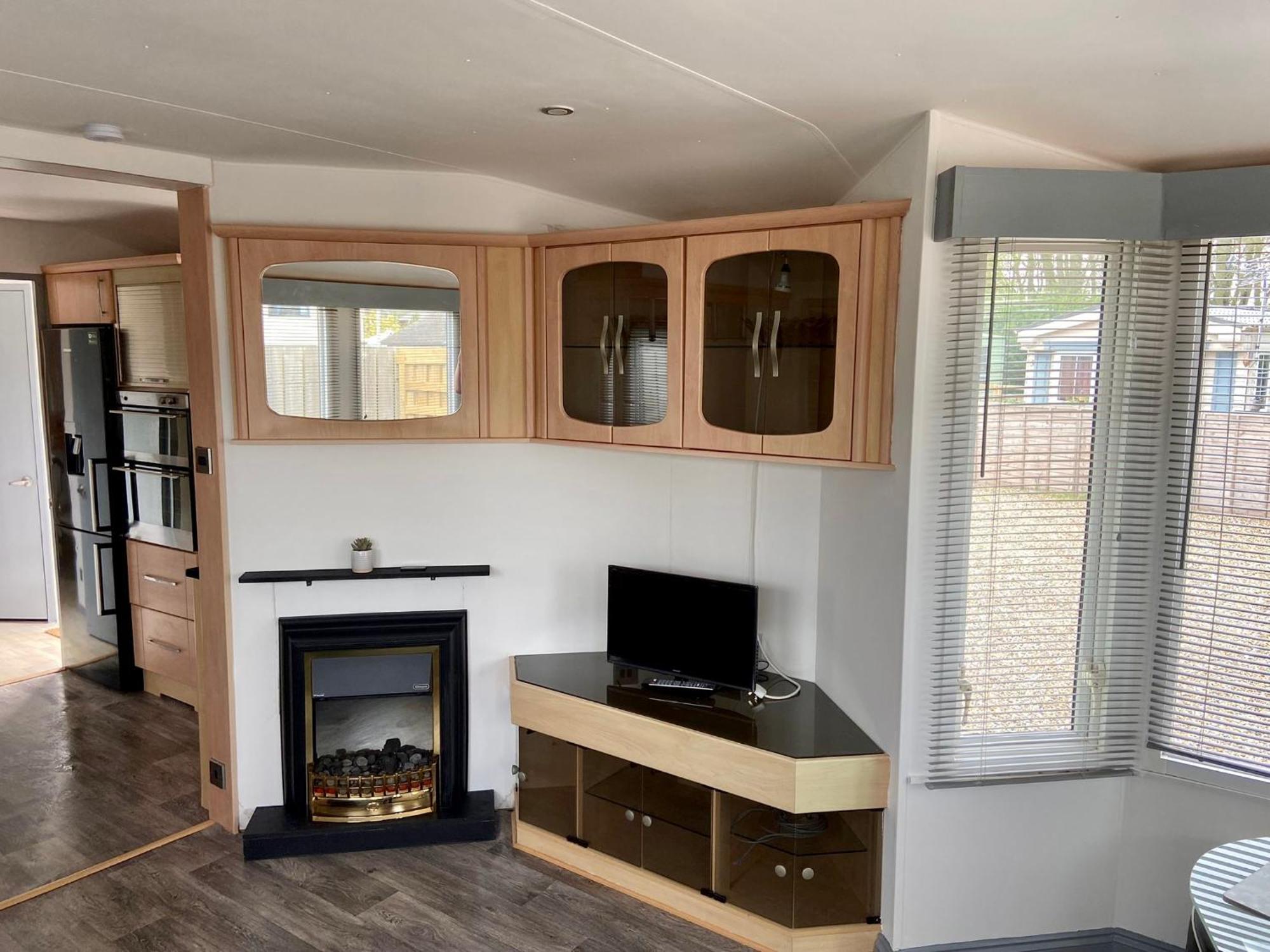 Elletson Park Wood Fired Hot Tubs, Caravans & Pods Pilling エクステリア 写真